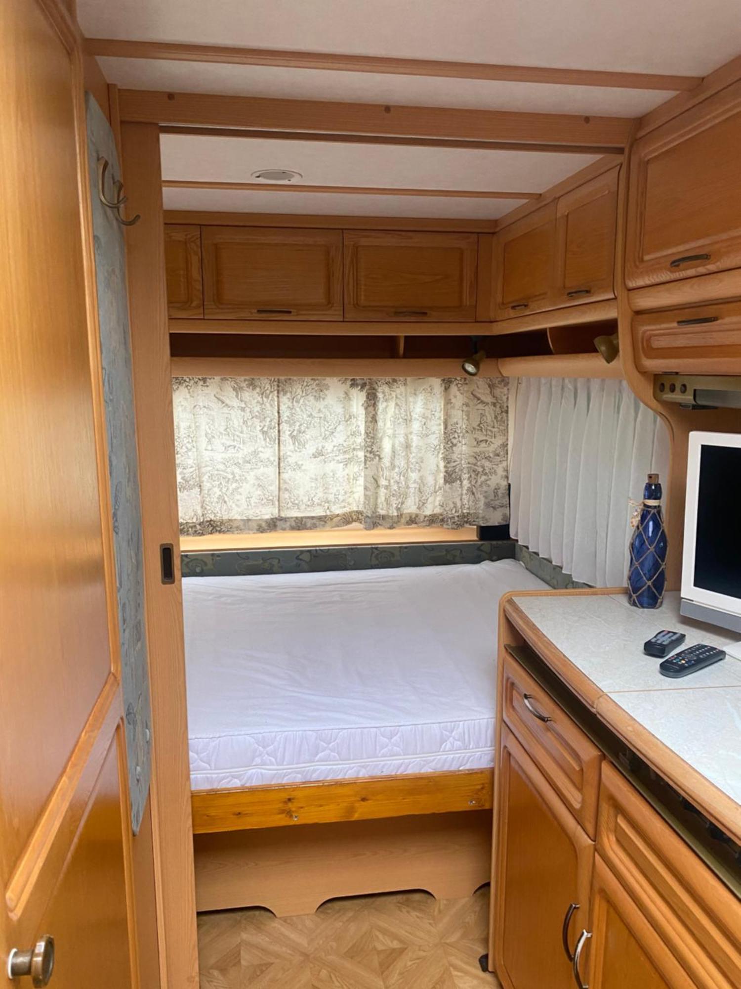Campingplatz Wohnwagen Auf Dem Wulfenerhals Ca 150m Bis Zum *